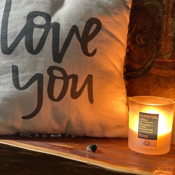 Emerald and Diamond Ring - Picture 2 of 14